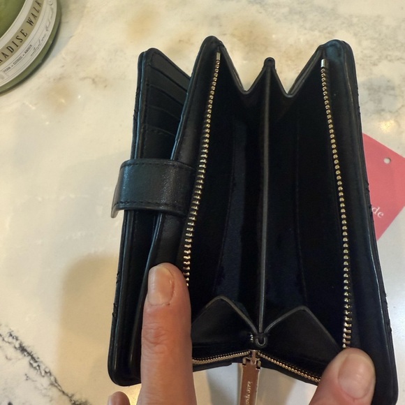 Kate Spade Natalia Md Bifold Black Quilted Leather Wallet - Picture 9 of 13